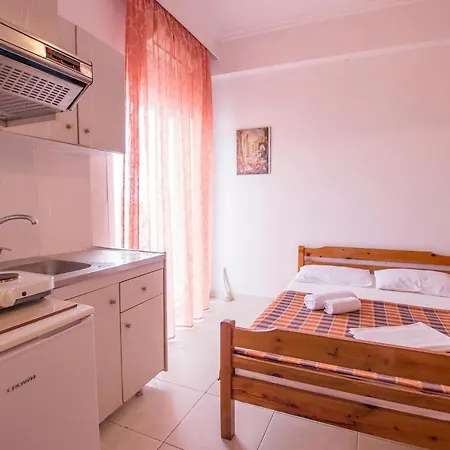 George Laz Rooms Nea Vrasna Exterior photo