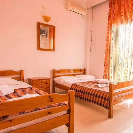 George Laz Rooms Nea Vrasna Exterior photo