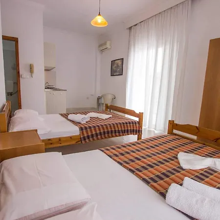 George Laz Rooms Nea Vrasna Exterior photo