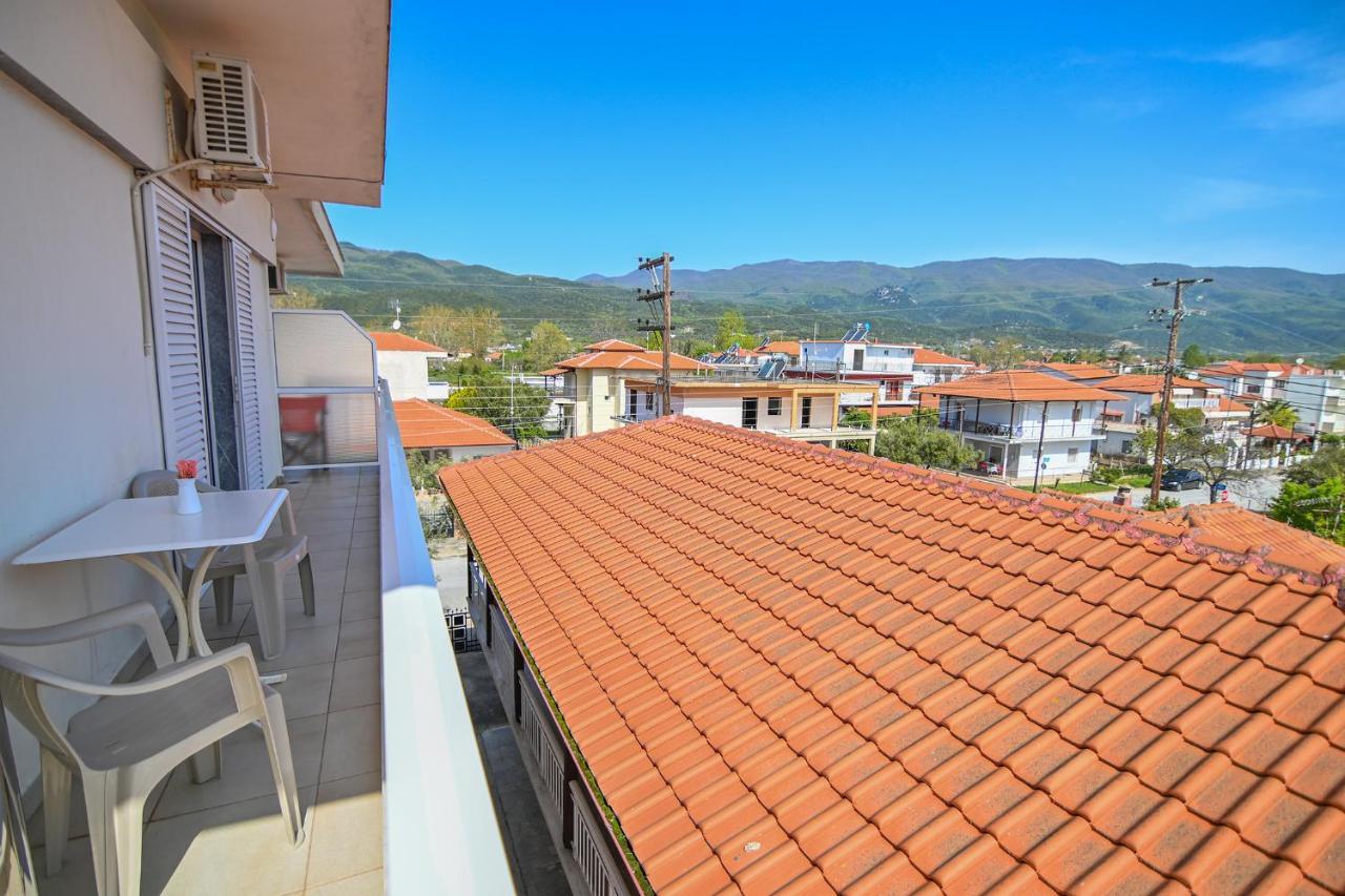 George Laz Apartment Nea Vrasna